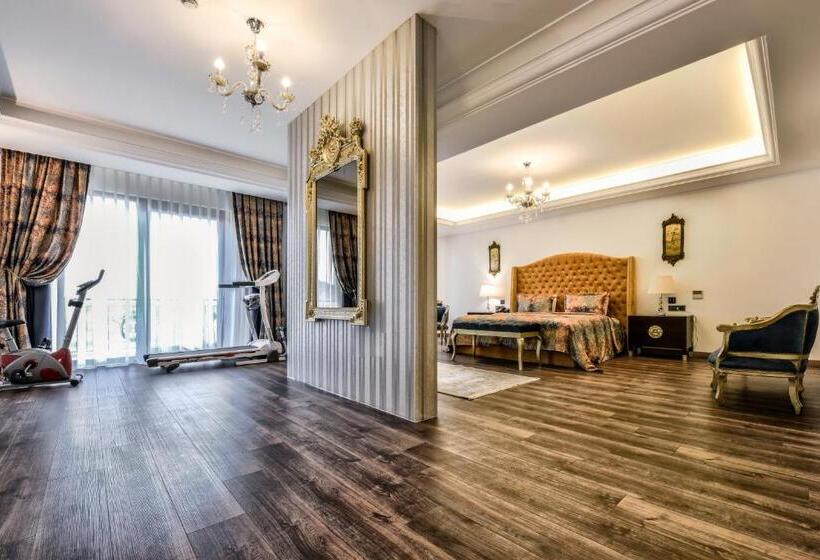 Люкс Кровать Кинг, Heybeli