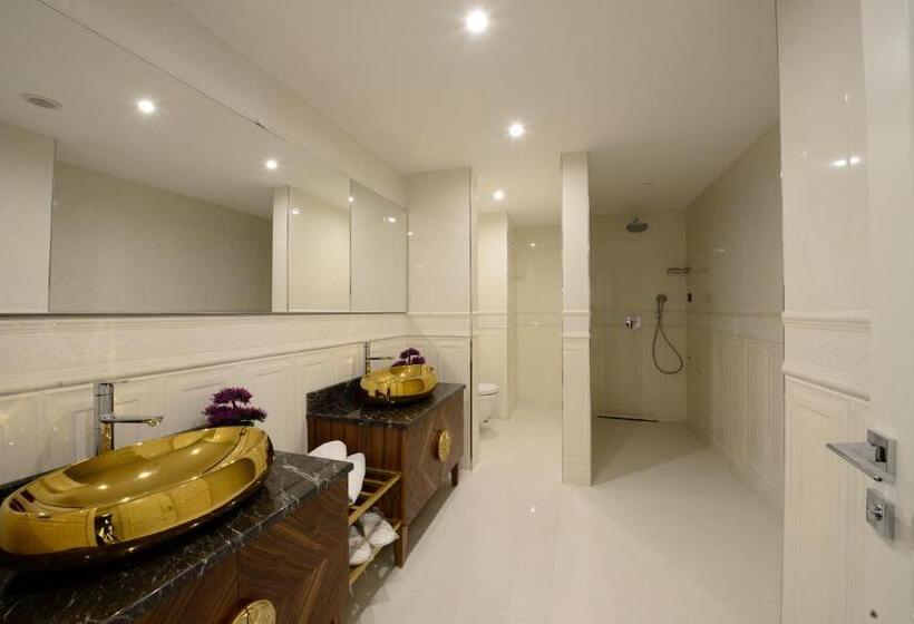 Люкс Кровать Кинг, Heybeli