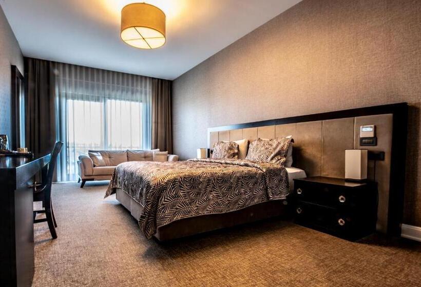 Номер Superior, Heybeli