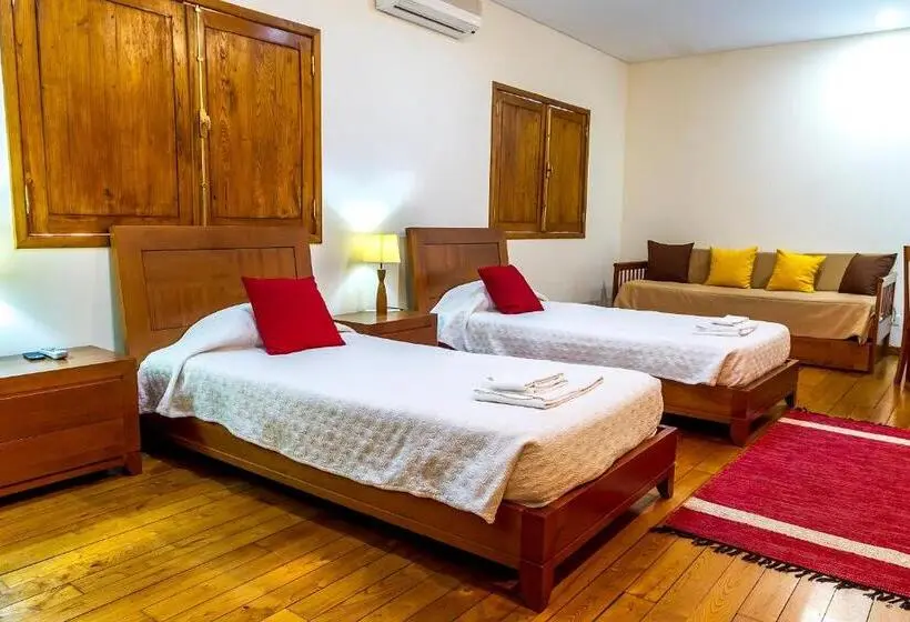 Perhehuone, Hostel Carvalho