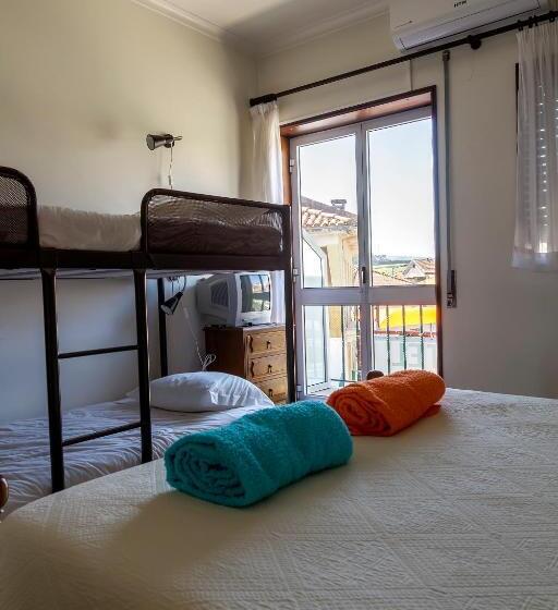 Четырехместный Номер Стандарт, Hostel Carvalho