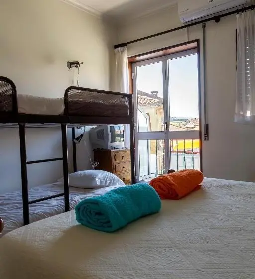 Standard Neljän Hengen Huone, Hostel Carvalho