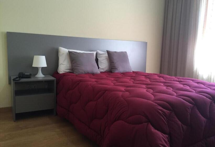 חדר דלוקס, Jorge V