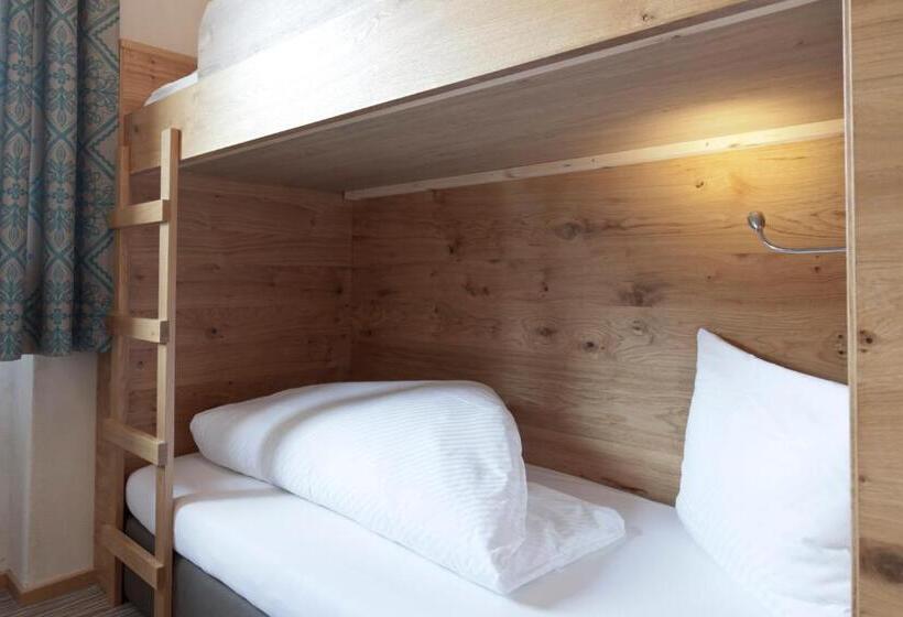 Family Suite, Mozart