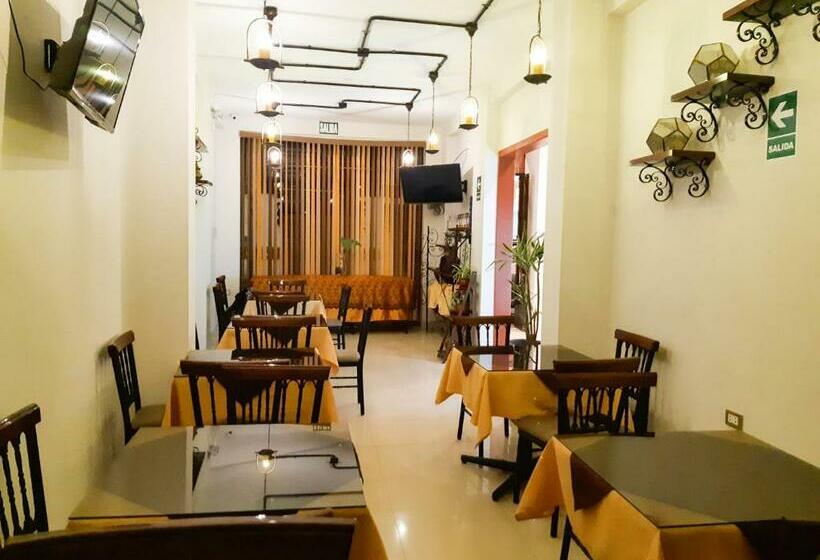 חדר בסיסי לשלושה, Retama