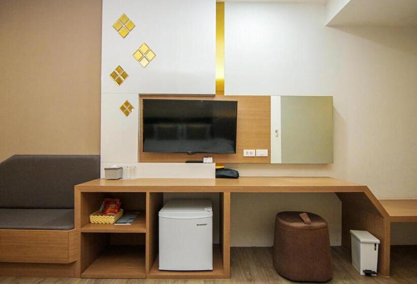 غرفة ديلوكس, Srilamduan