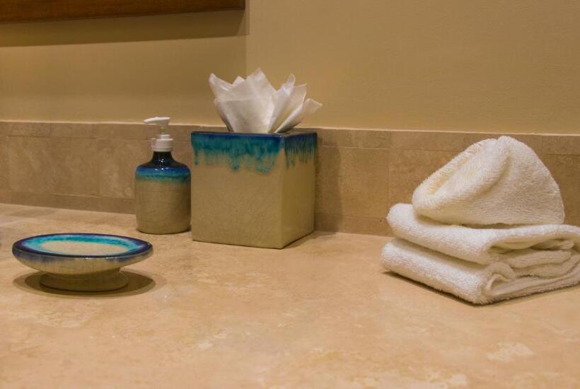 ２ベッドルームアパートメント, Quivira Los Cabos Condos & Homes   Vacation Rentals