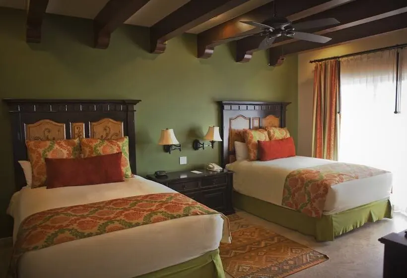 Villa 3 Makuuhuonetta, Quivira Los Cabos Condos & Homes Vacation Rentals
