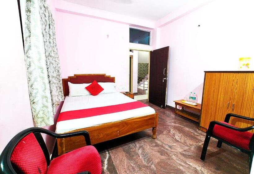 اتاق لوکس, Planet 9 Near Sea Beach Puri   Wonderfull Stay With Excellent Hospitality Awarded