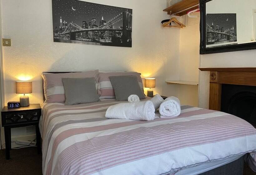 Номер Стандарт, The Capri Guesthouse