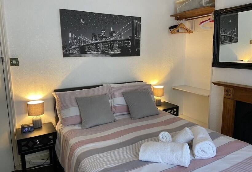 غرفة قياسية, The Capri Guesthouse