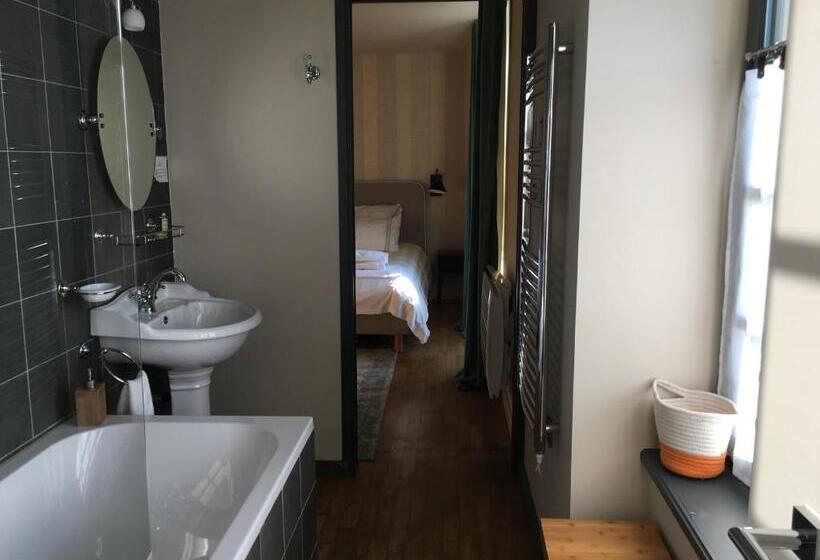 غرفة قياسية سرير كينج, Les Jardins De La Matz