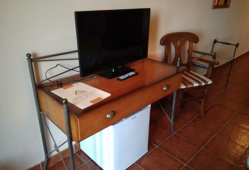 Номер Стандарт Адаптированный для Инвалидов, Alonso De Monroy