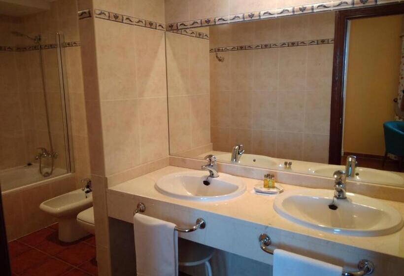 Полулюкс, Alonso De Monroy