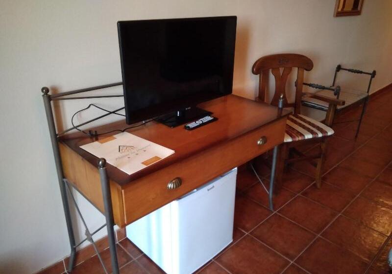 Номер Стандарт Индивидуальный, Alonso De Monroy