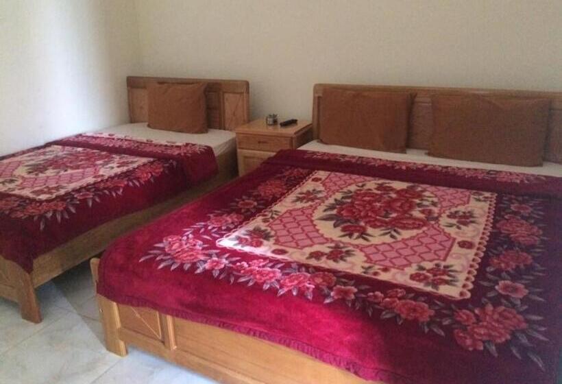 اتاق لوکس سه تخته, Bắc Nam