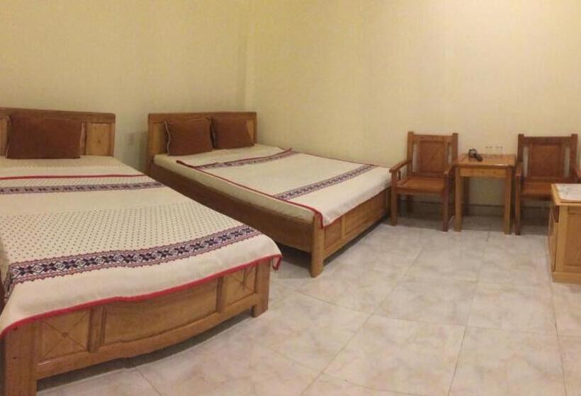 اتاق لوکس سه تخته, Bắc Nam