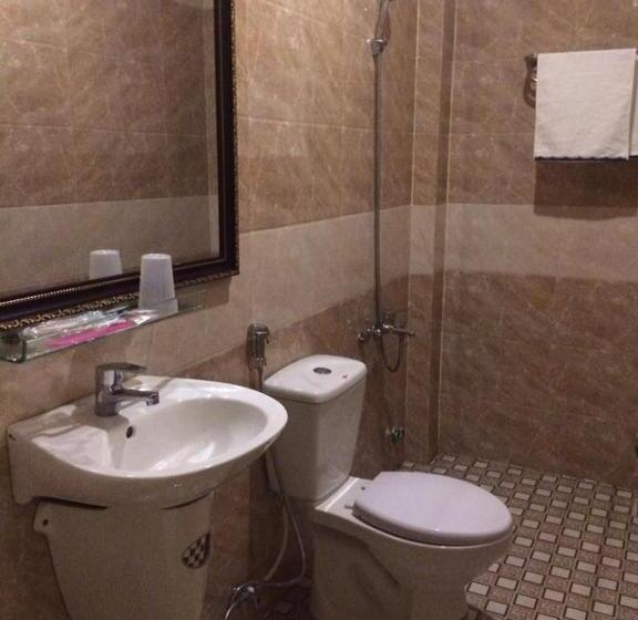 اتاق لوکس سه تخته, Bắc Nam