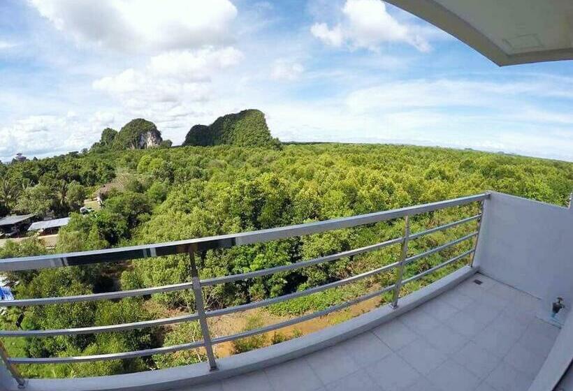 带阳台的豪华间, Sunrise Inn