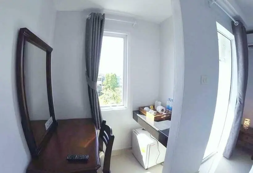 اتاق استاندارد, Sunrise Inn