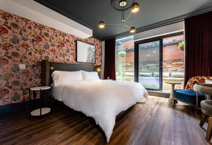 اتاق استاندارد با تخت بزرگ, The Broadview