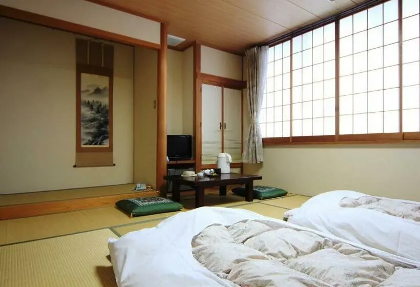 スタンダード４人部屋, Komao