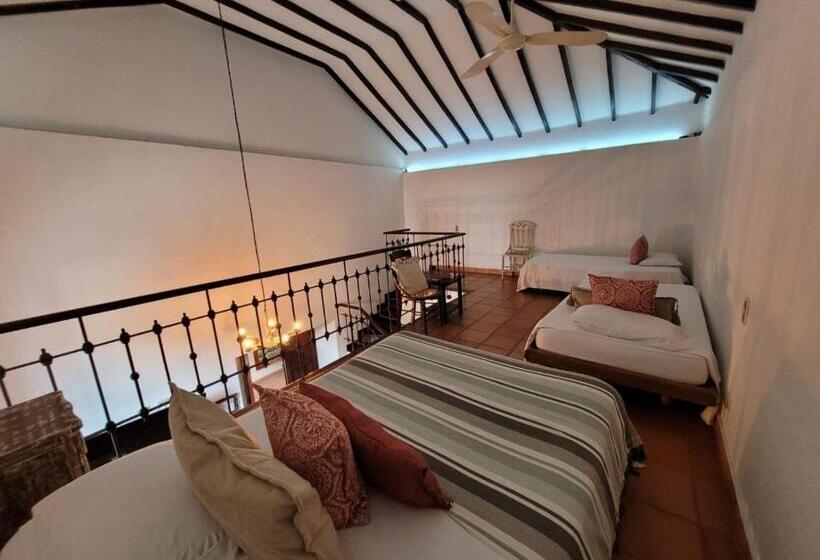 سوییت, Boutique Al Alma