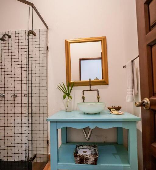 اتاق استاندارد, Boutique Al Alma