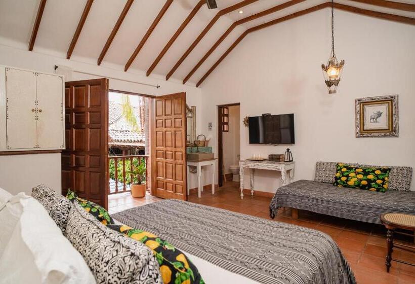 اتاق لوکس, Boutique Al Alma