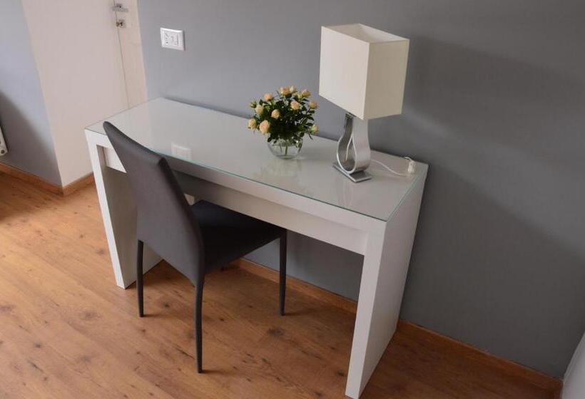 اتاق لوکس, Acque Del Velino B&b