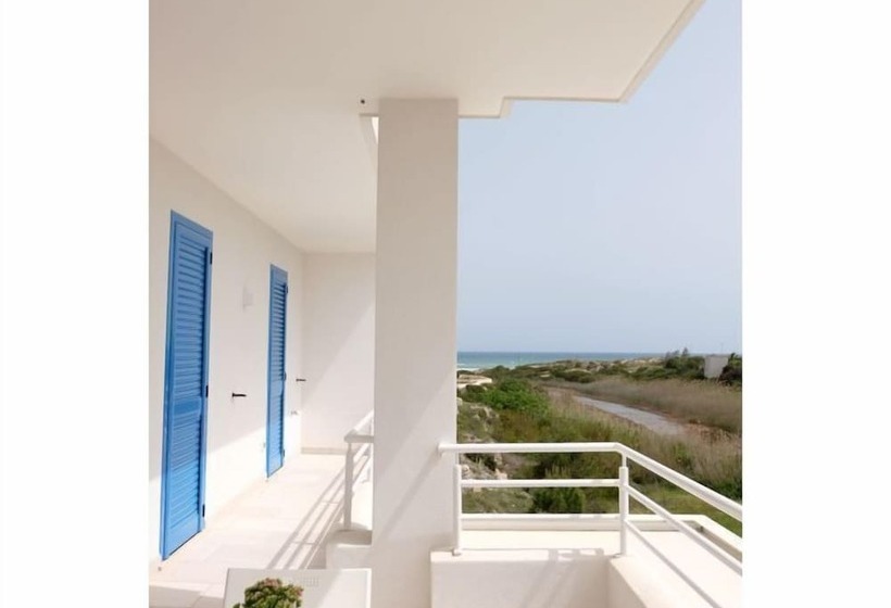 اتاق استاندارد سه تخته با چشمانداز باغ, La Dimora Salento