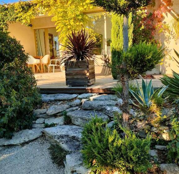 חדר סטנדרט נוף לבריכה, Villa Cabrida