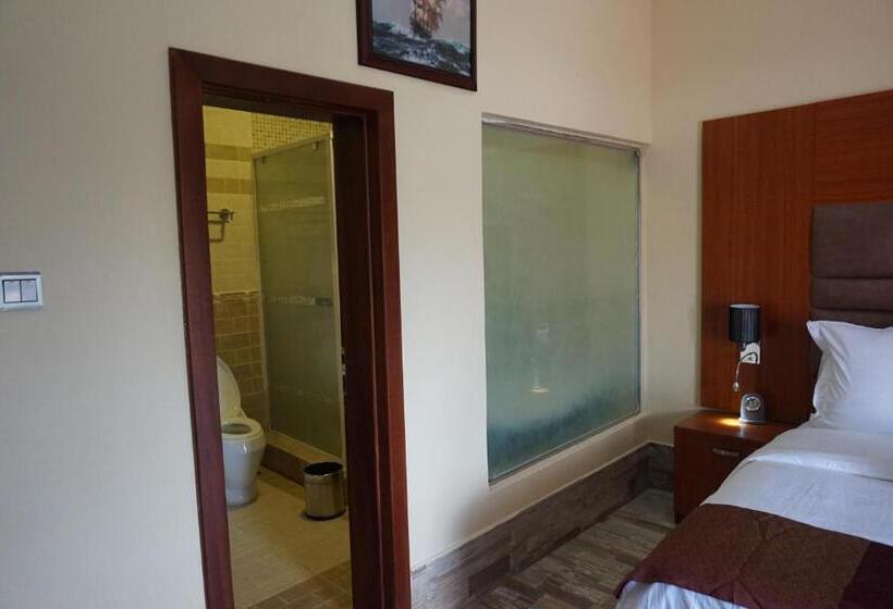 سوییت لوکس, Aenon Suites Oshogbo