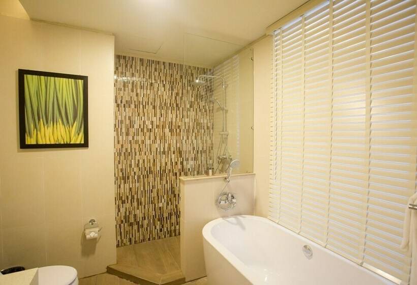 اتاق لوکس, Amata Garden Resort Bagan