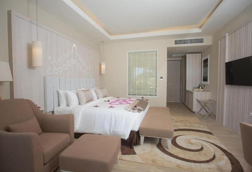 اتاق لوکس, Amata Garden Resort Bagan