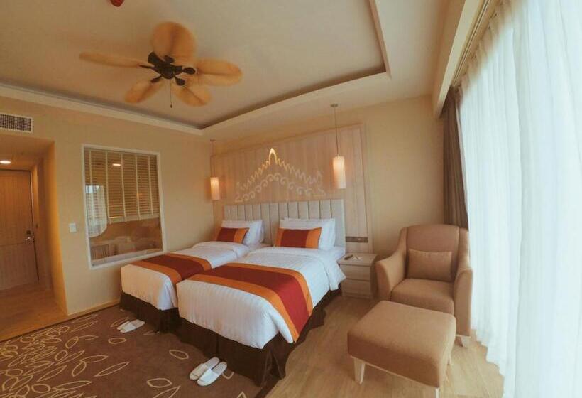 اتاق لوکس, Amata Garden Resort Bagan