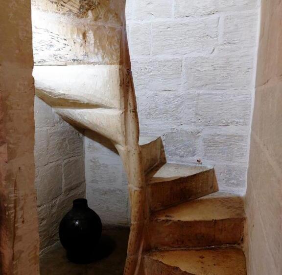 سوییت جونیور با بالکن, Casa Birmula Boutique