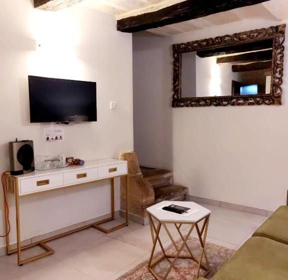 اتاق خانوادگی, Casa Birmula Boutique