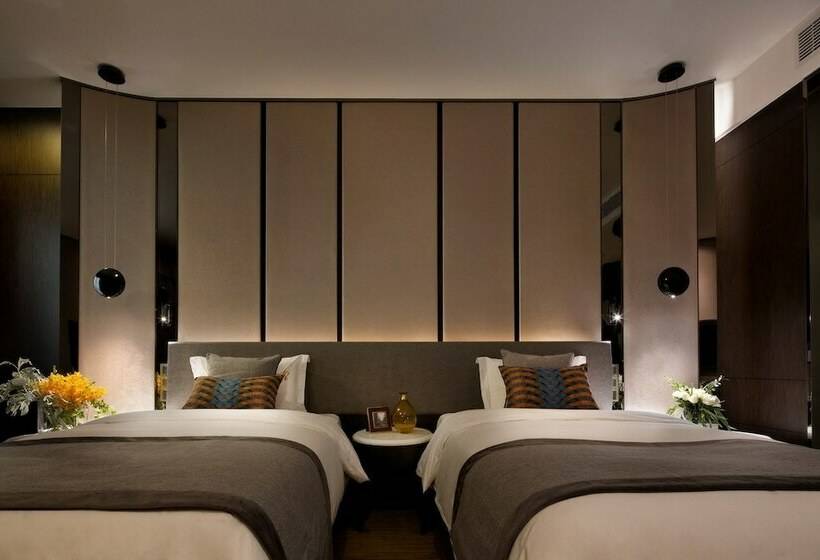 Habitació Business, Derucci