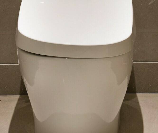 Habitació Estàndard, Derucci