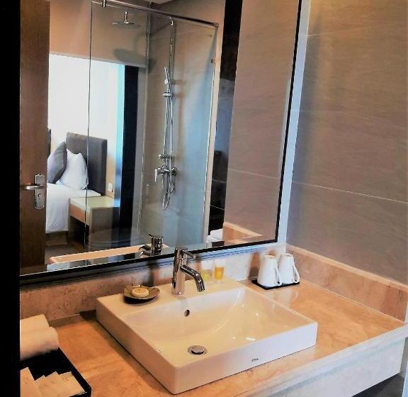 اتاق دلوکس با تخت کینگ و چشمانداز شهر, Muong Thanh Luxury Da Nang