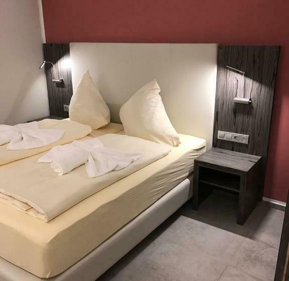 Quarto Triplo Estandar, Sophia