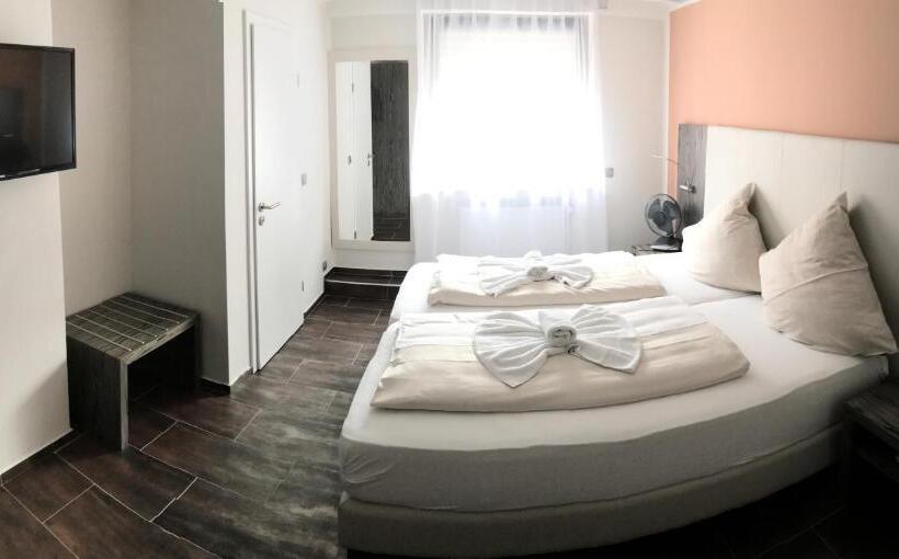 스탠다드 룸, Sophia