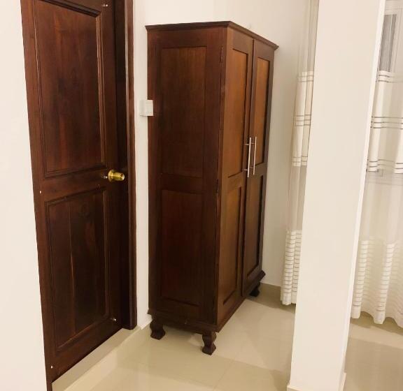 חדר אקונומי, Lavenro Hotel & Resort