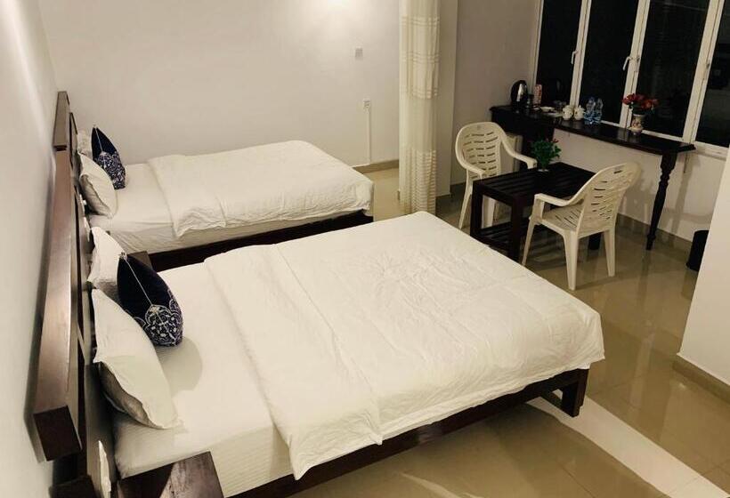 חדר דלוקס לשלושה, Lavenro Hotel & Resort