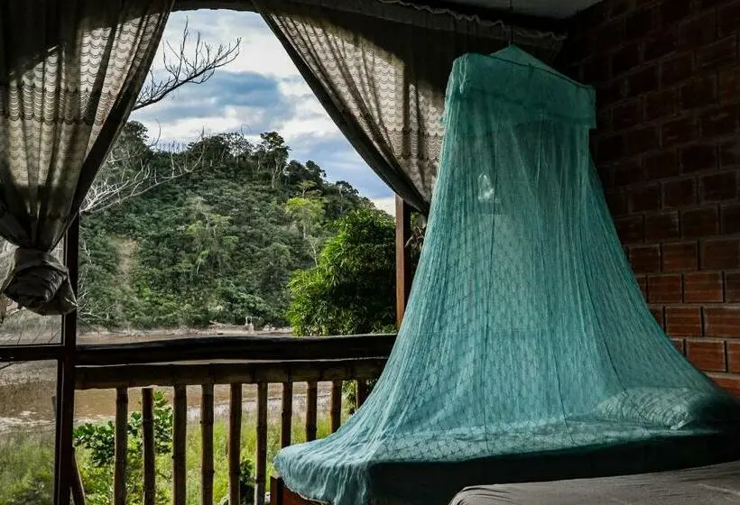 ルームシェアのワンベッド, Lobo Hostel   Rurrenabaque
