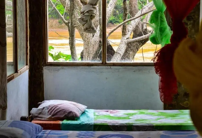 ルームシェアのワンベッド, Lobo Hostel   Rurrenabaque