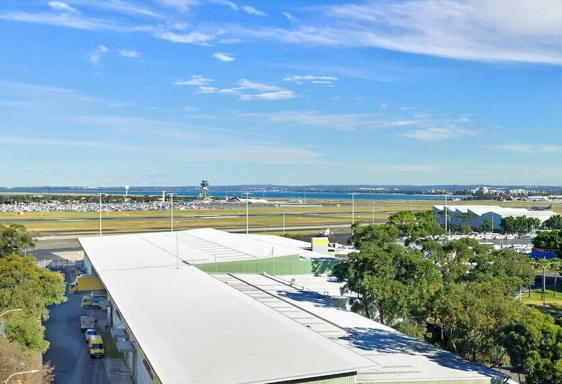 带大床的标准工作室, Mantra Hotel At Sydney Airport