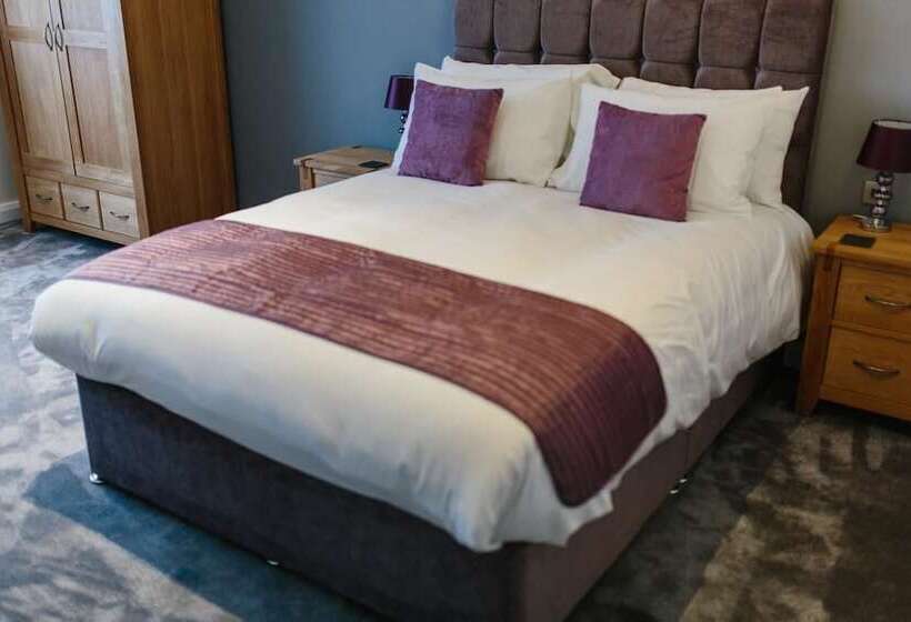 스탠다드 룸 더블 침대, Charnock Farm