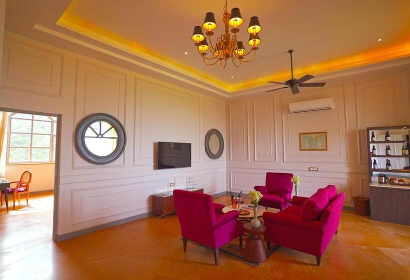 Suíte, The Source At Sula